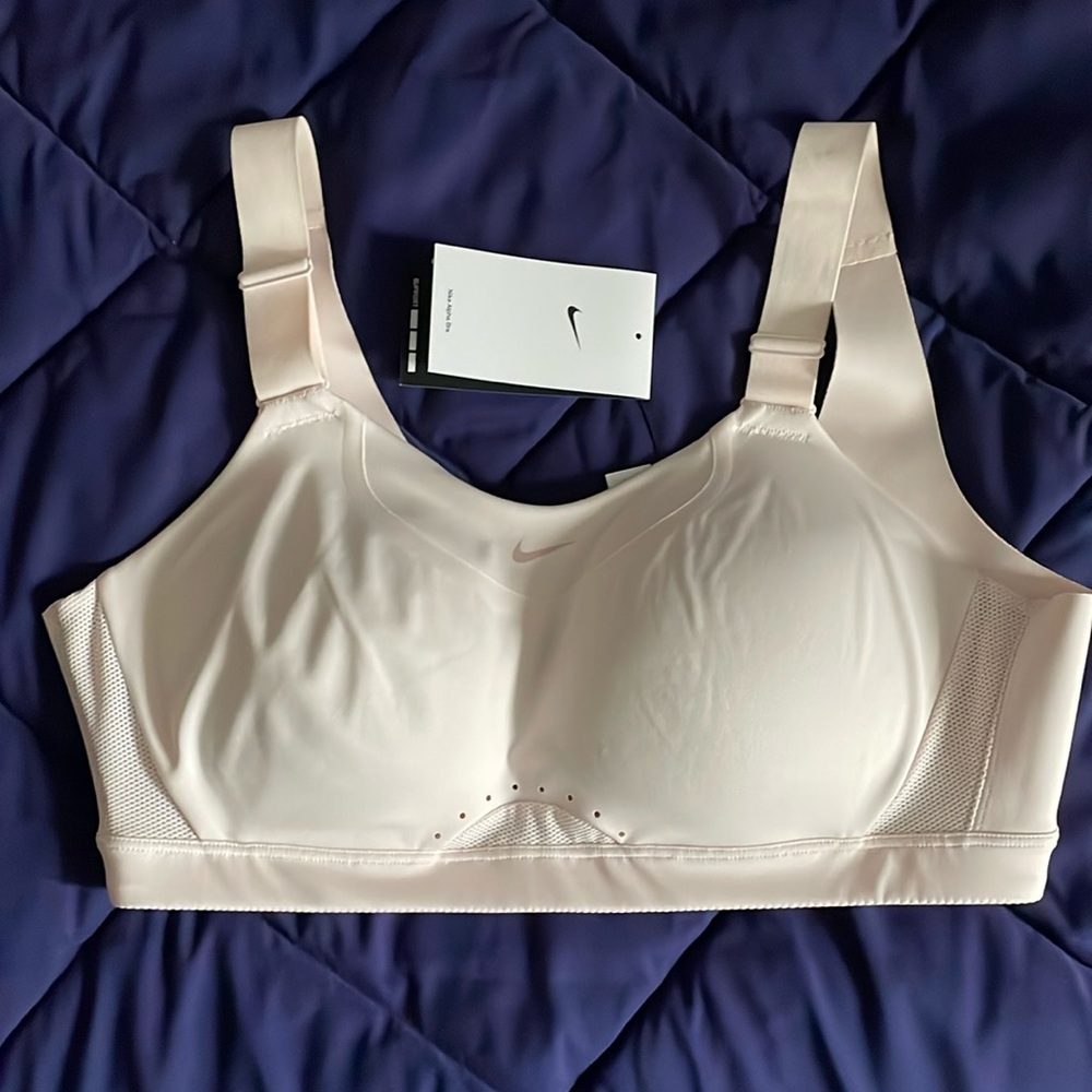 NEW! NIKE Alpha Bra- High Support! Regular Straps, Pale Pink. Large C-E cups.